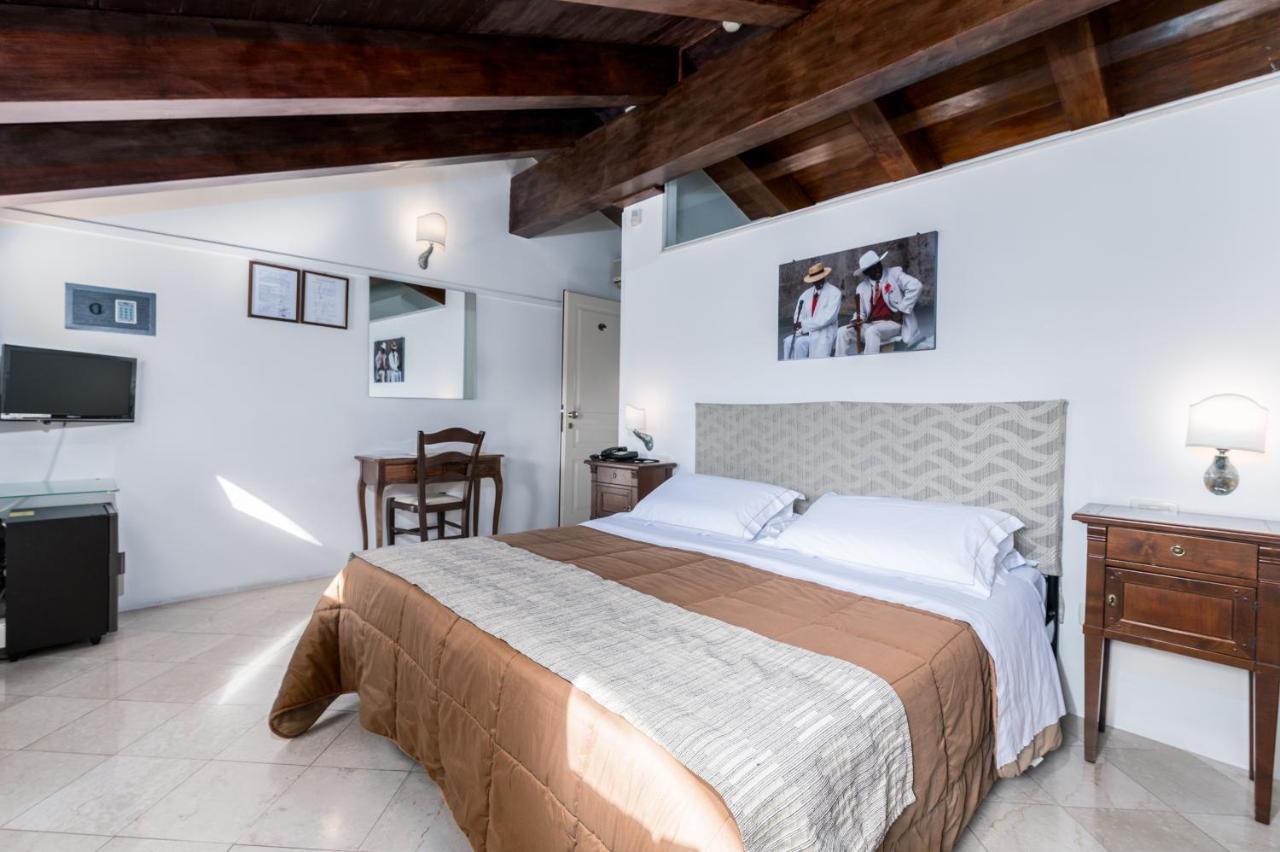 Hotel La Terra Ostuni Extérieur photo